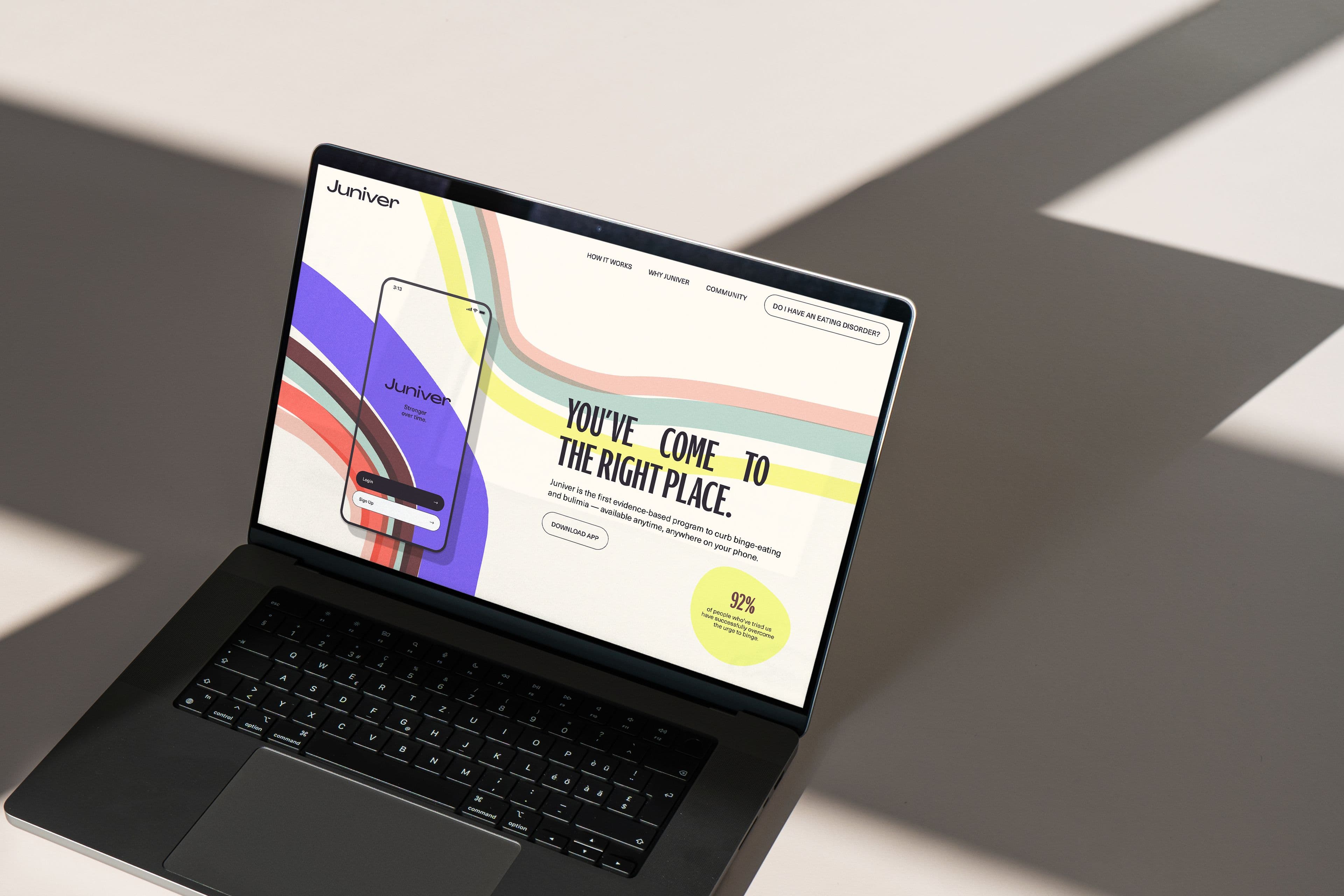Laptop Juniver website